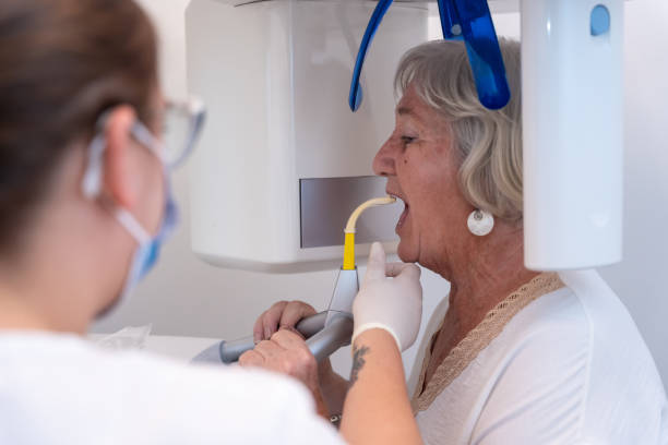 Best Emergency Tooth Extraction in San Antonio, FL